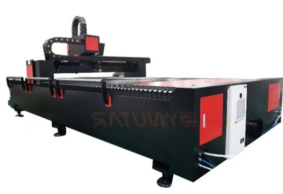 1500 * 3000mm حادة ليزر مع حزمة التروس الدقيقة