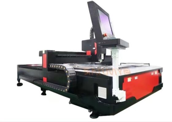 1500W-6000W آلة قطع ليزر الألياف 1500 * 3000mm منطقة العمل 10.6um طول الموجة